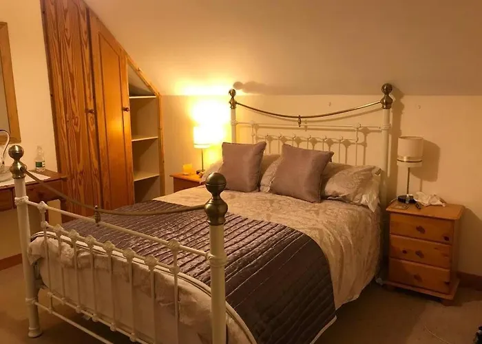 Charming 3-bed Detached With Scenic Views 別荘